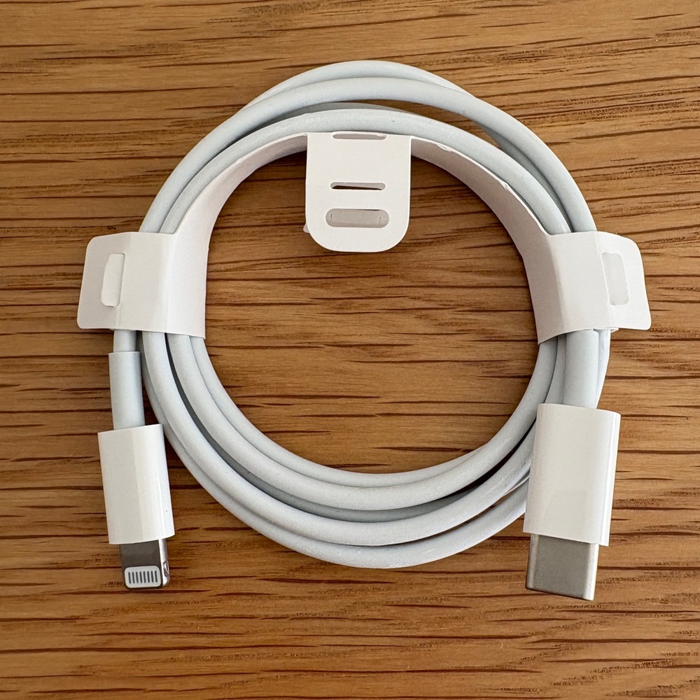 Apple USB-C to Lightning Cable (1m)